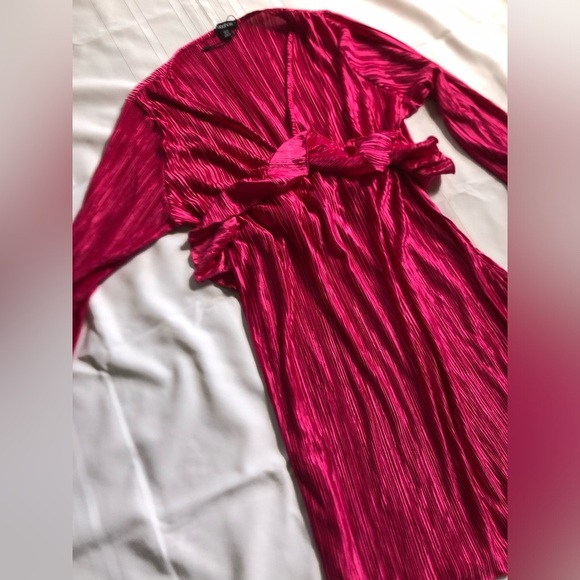 Pink Long Sleeve Dress with Ruffle Detail - Picture 9 of 12